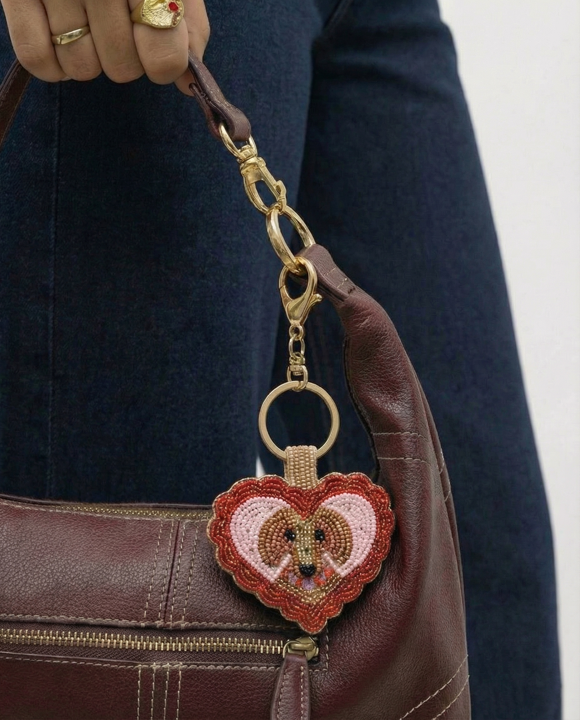 Charm para el bolso artesanal de perro salchicha