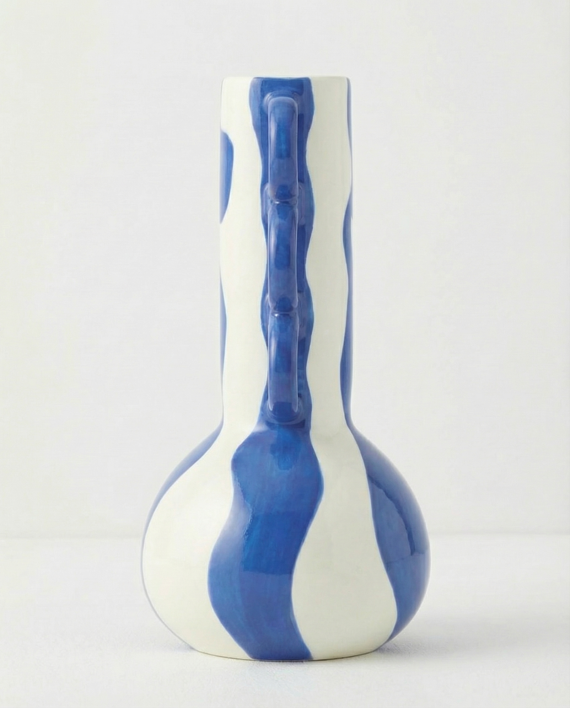 Jarron ceramica Tomas en color azul y blanco