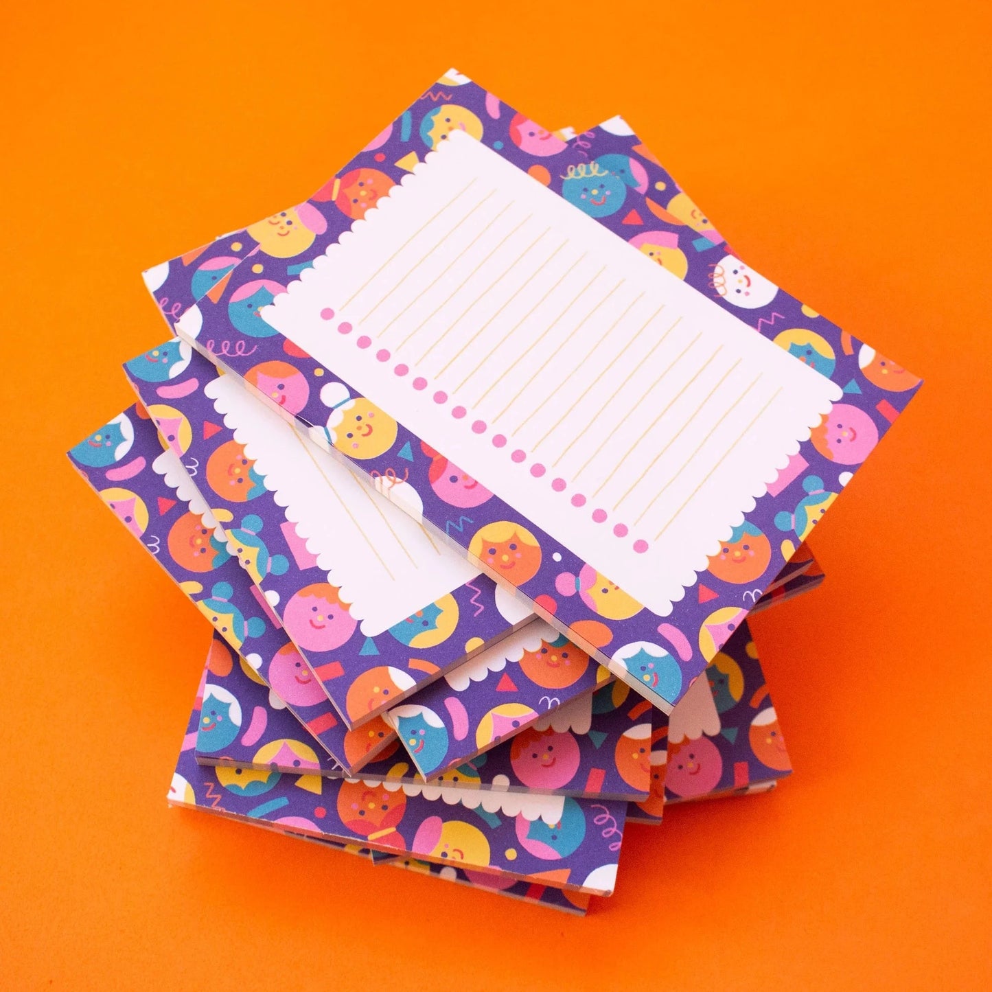 Bloc notas lista Amigos y colores