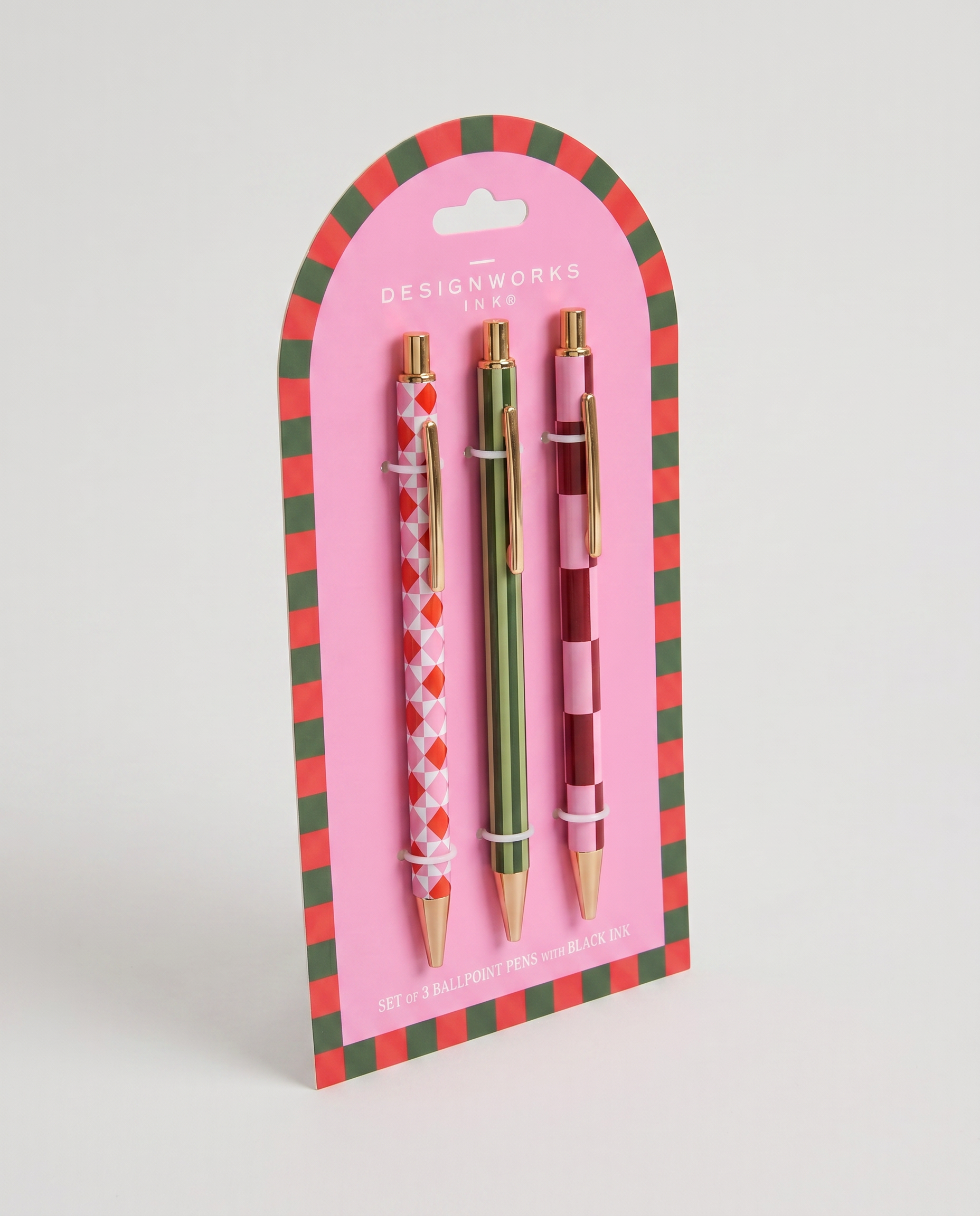 Presentación del set de tres bolígrafos A Dopo Pink con embalaje ilustrado.