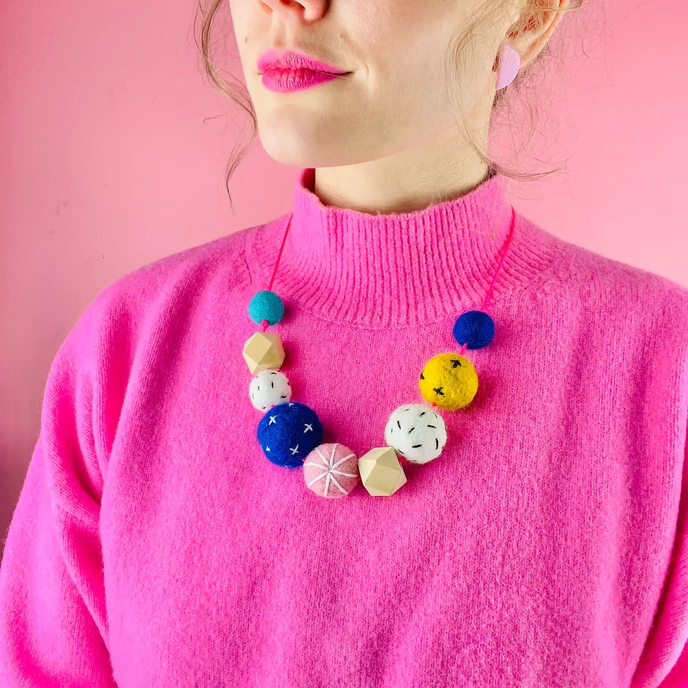 Kit creativo - Collar de fieltro