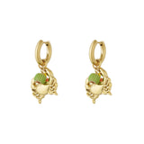 Pendientes bañados en oro de 14K con forma de cangrejo y cuentas de colores