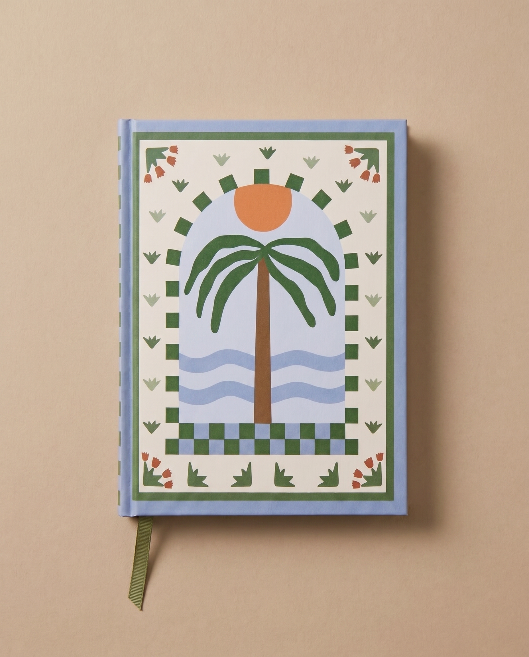 Vista frontal del cuaderno Palm Beach con tapa dura ilustrada.