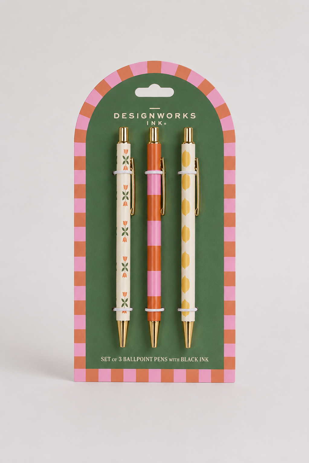 Set de tres bolígrafos A Dopo Garden con estampados botánicos y detalles dorados.